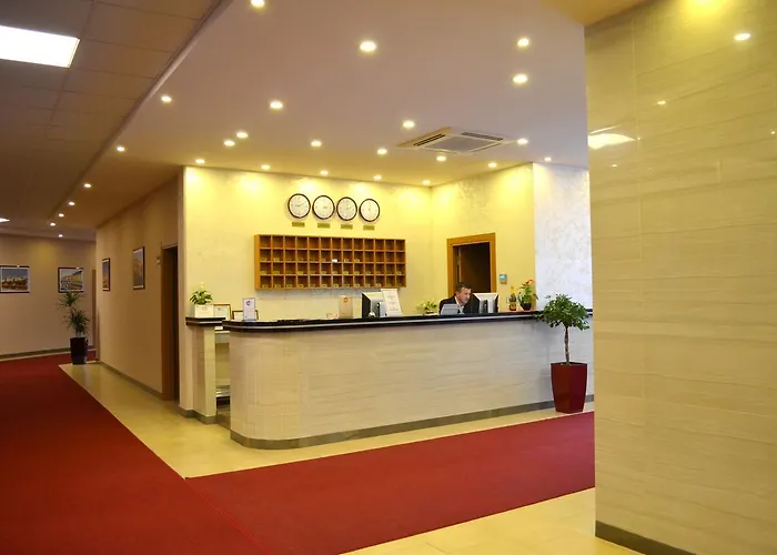 Terminal ホテル ティラナ