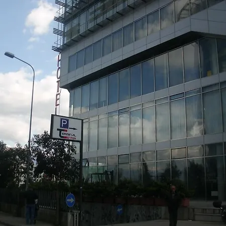 Terminal 3* Tirana