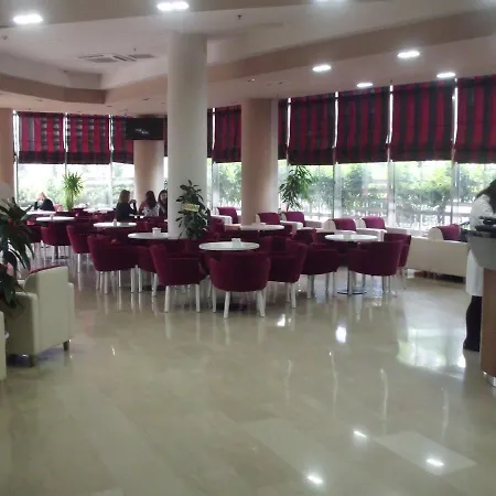 Hotel Terminal 3*