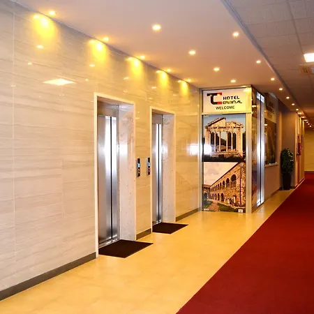 Hotel Terminal 3*