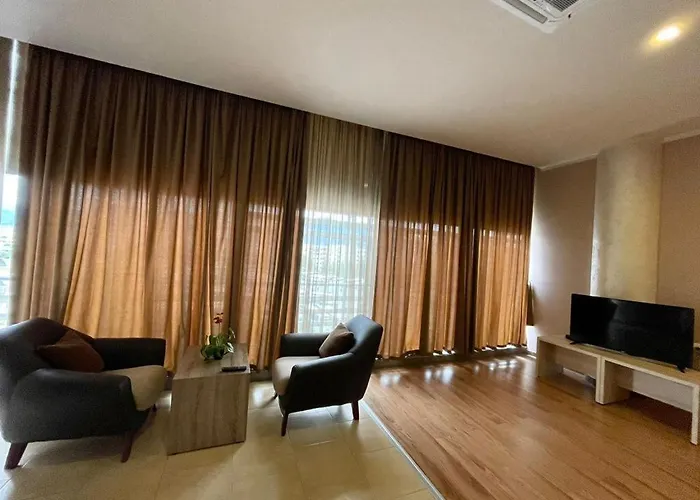 Terminal ティラナ